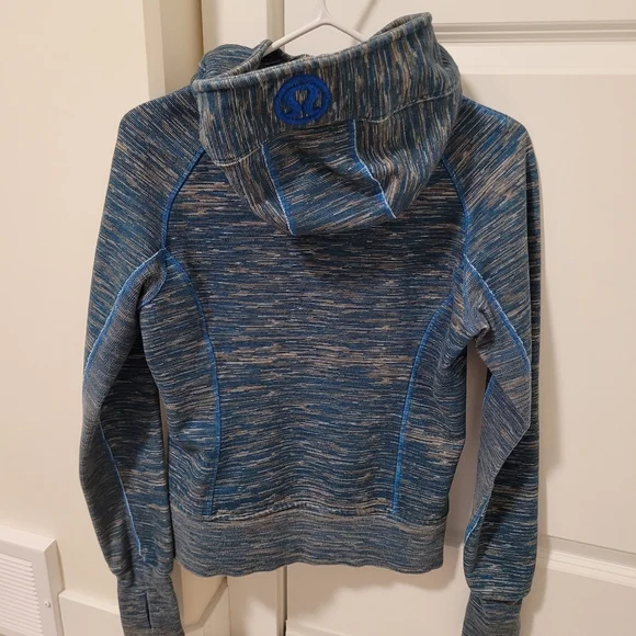 Lululemon jacket - Picture 2 of 4